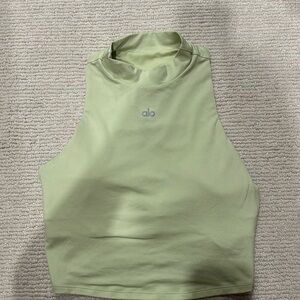 Alo yoga top